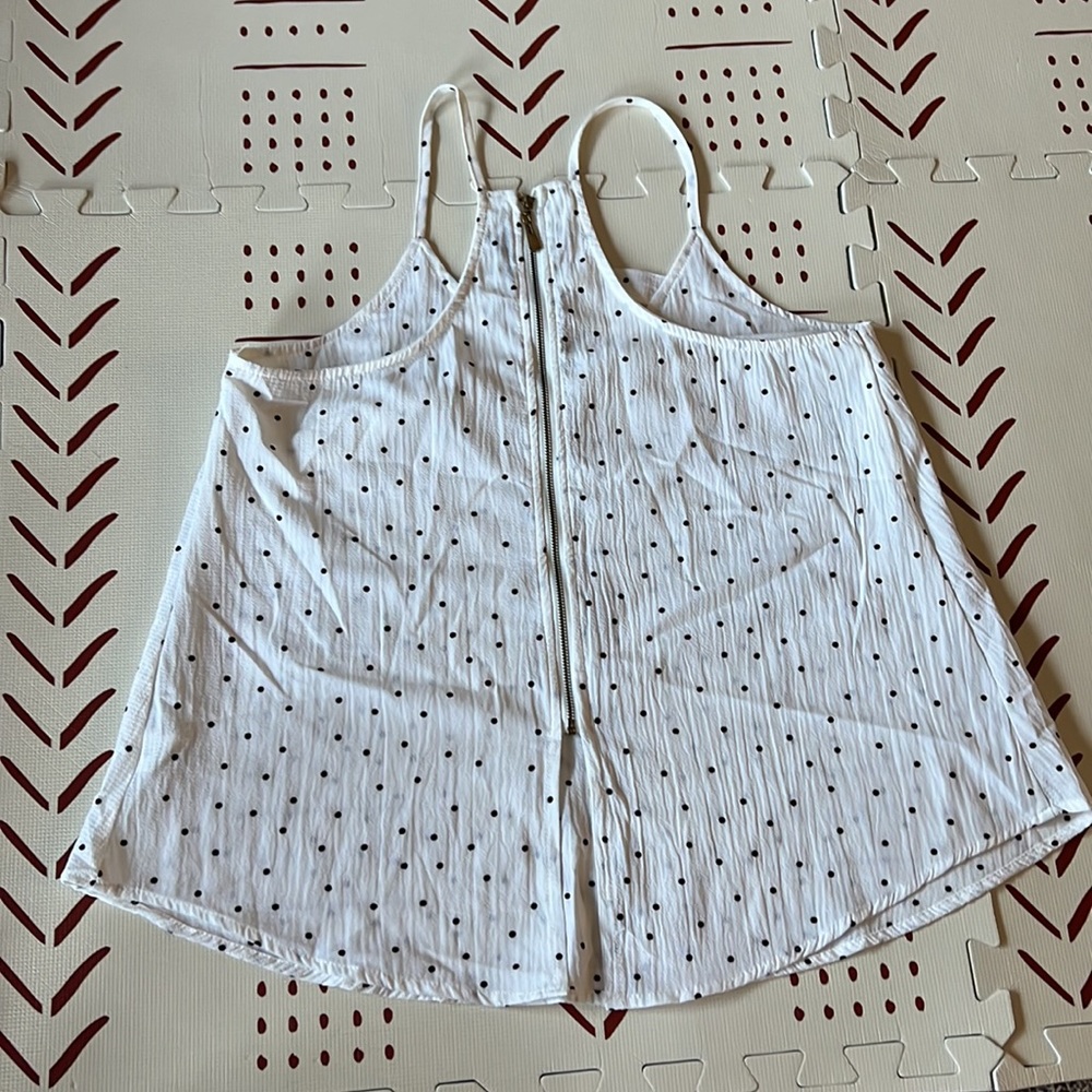 𝔼𝕒𝕤𝕪 𝕓𝕣𝕖𝕖𝕫𝕪 𝕋𝕒𝕟𝕜 𝕋𝕠𝕡 - Picture 3 of 5